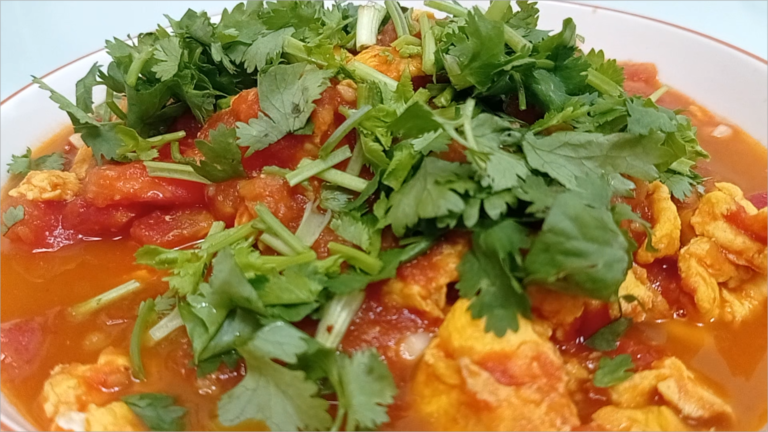 Scrambled Eggs with Tomatoes